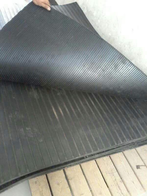 karpet-untuk-kandang-sapi